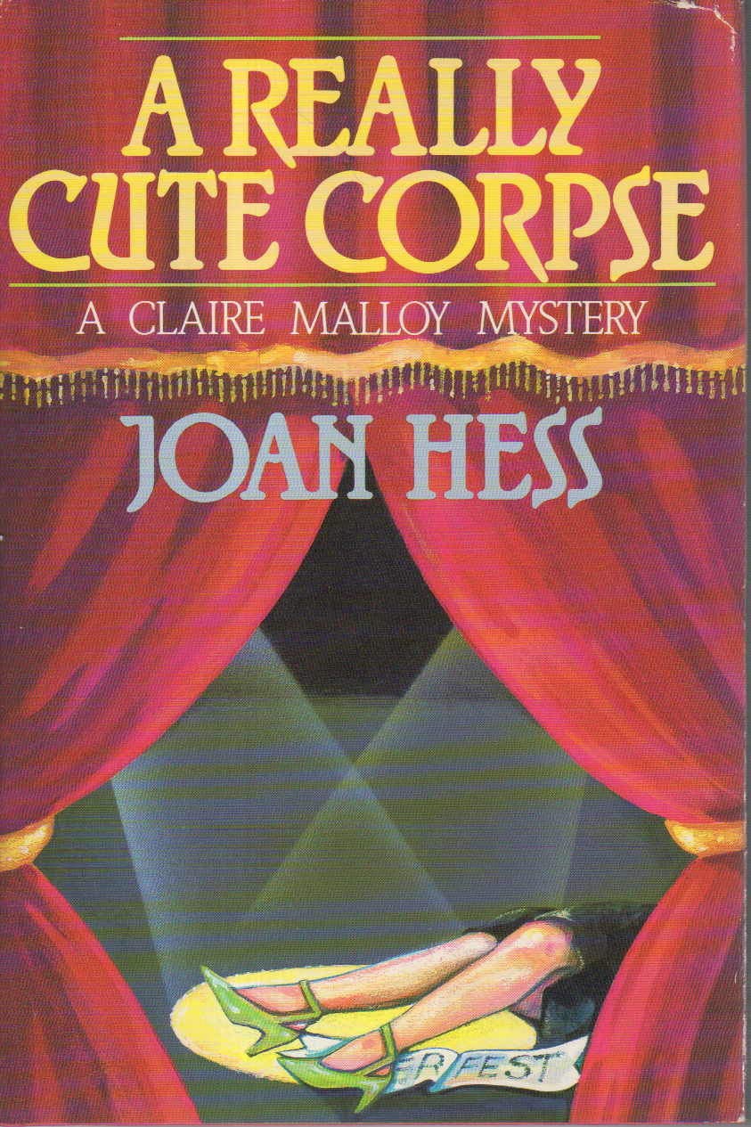 A Really Cute Corpse (Claire Malloy Mysteries, No. 4)