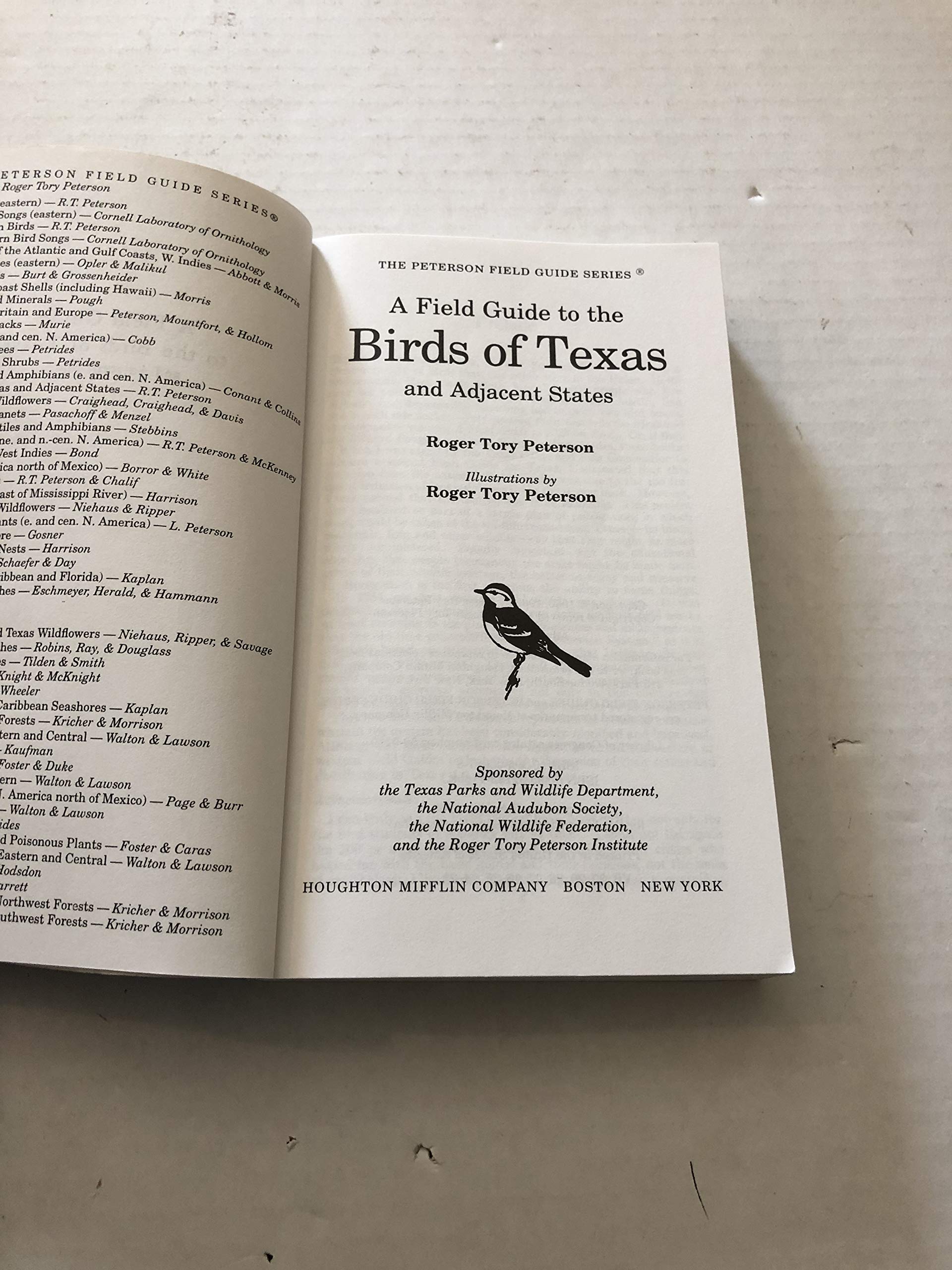 A Field Guide to the Birds of Texas: and Adjacent States (Peterson Field Guides)