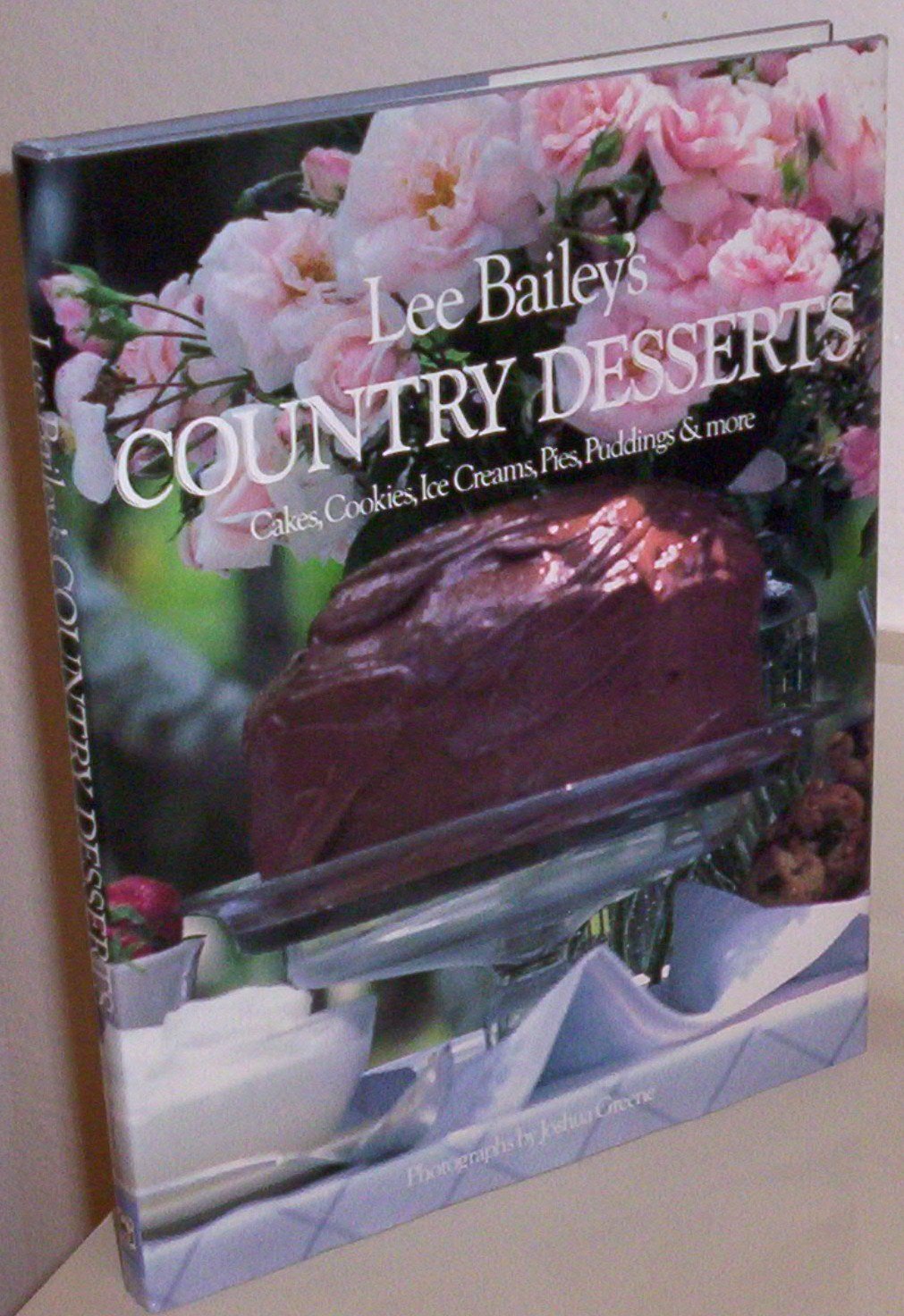 Lee Bailey's Country Desserts