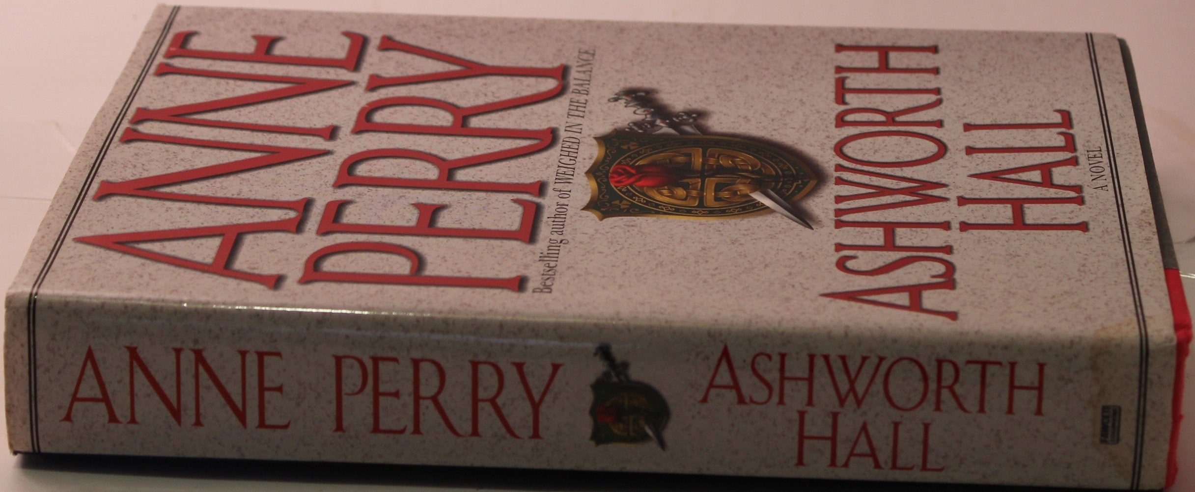 Ashworth Hall (Charlotte & Thomas Pitt Novels)