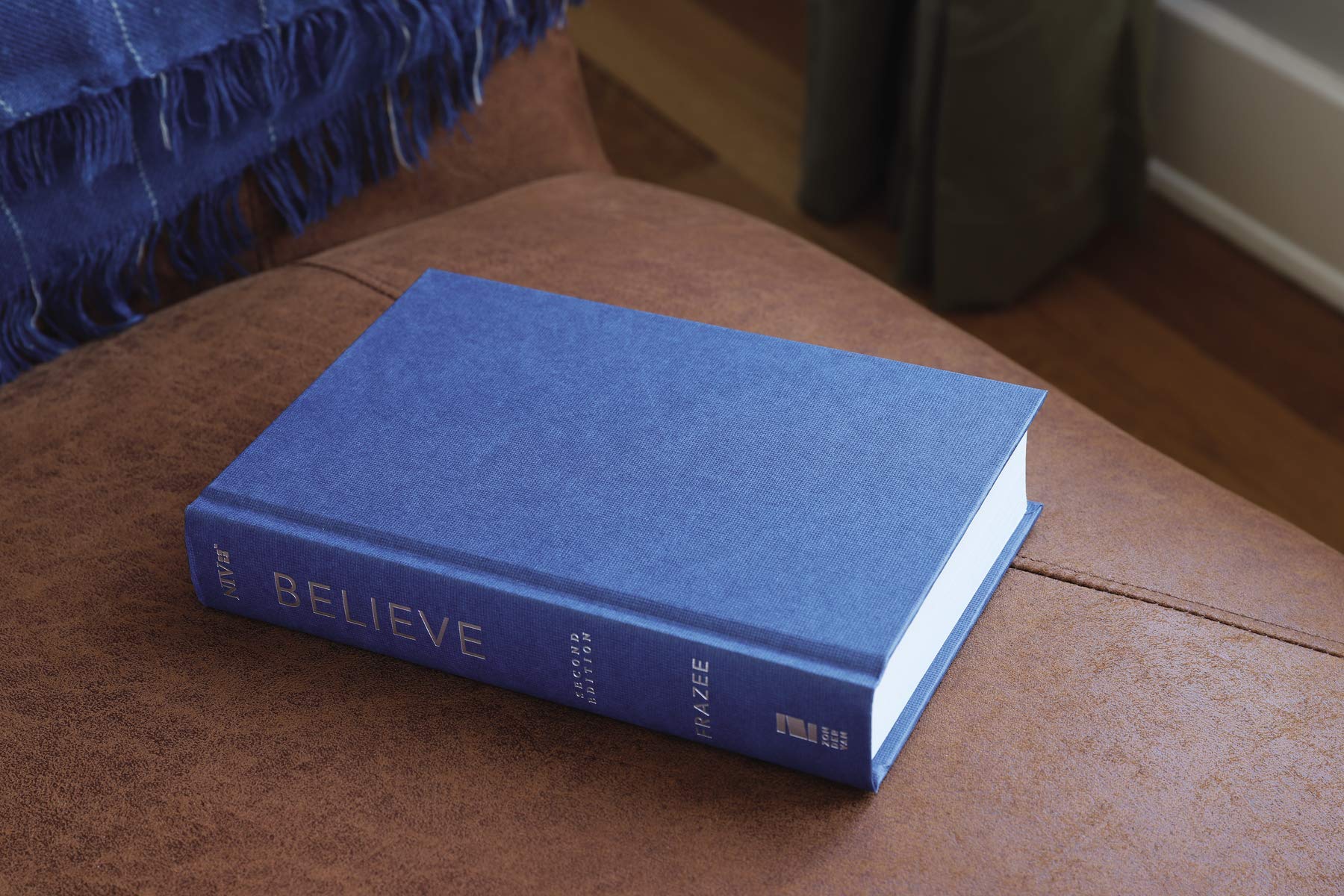 Believe, NIV: Living the Story of the Bible to Become Like Jesus