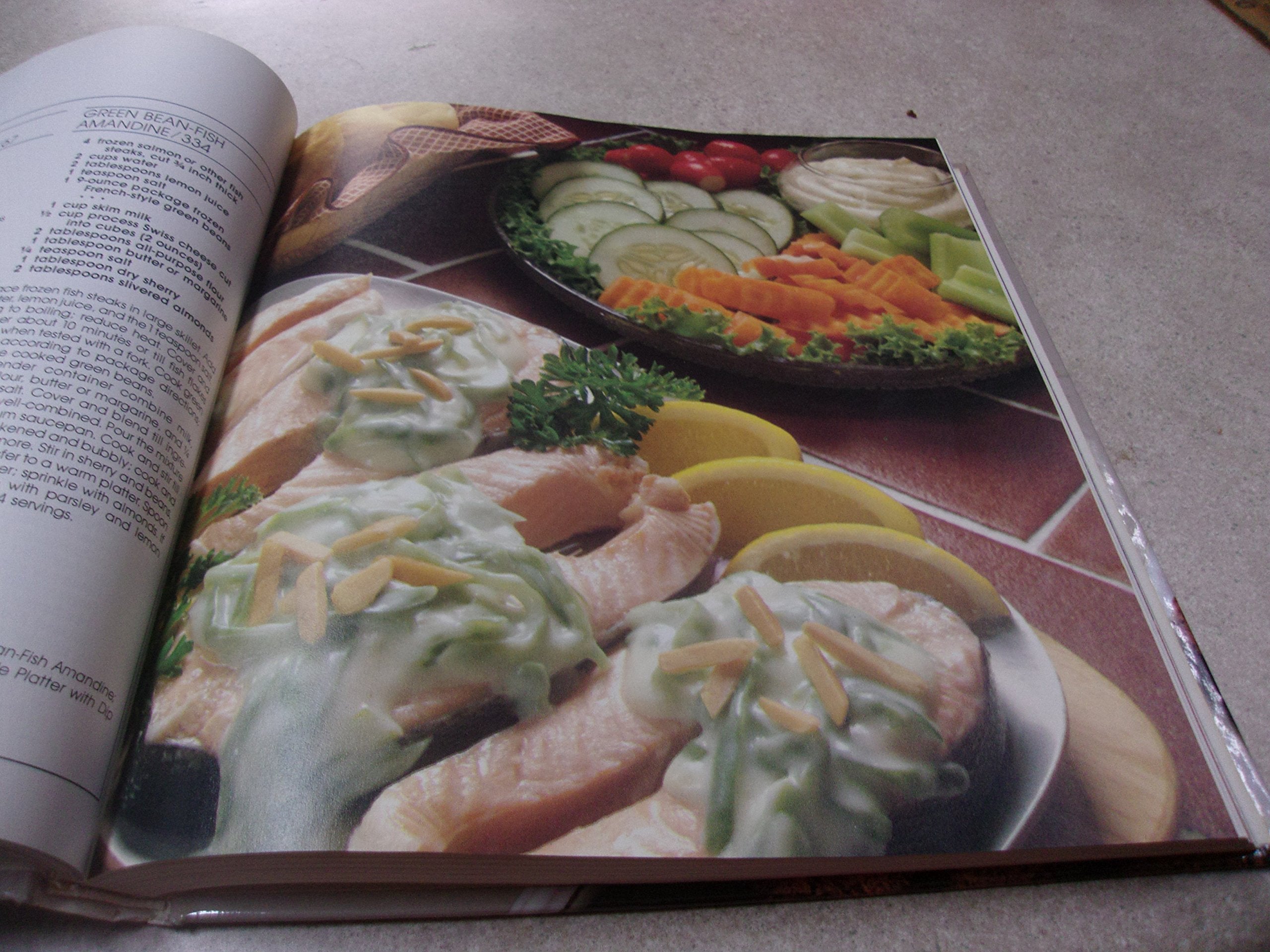 Better Homes and Gardens the Dieters Cookbook