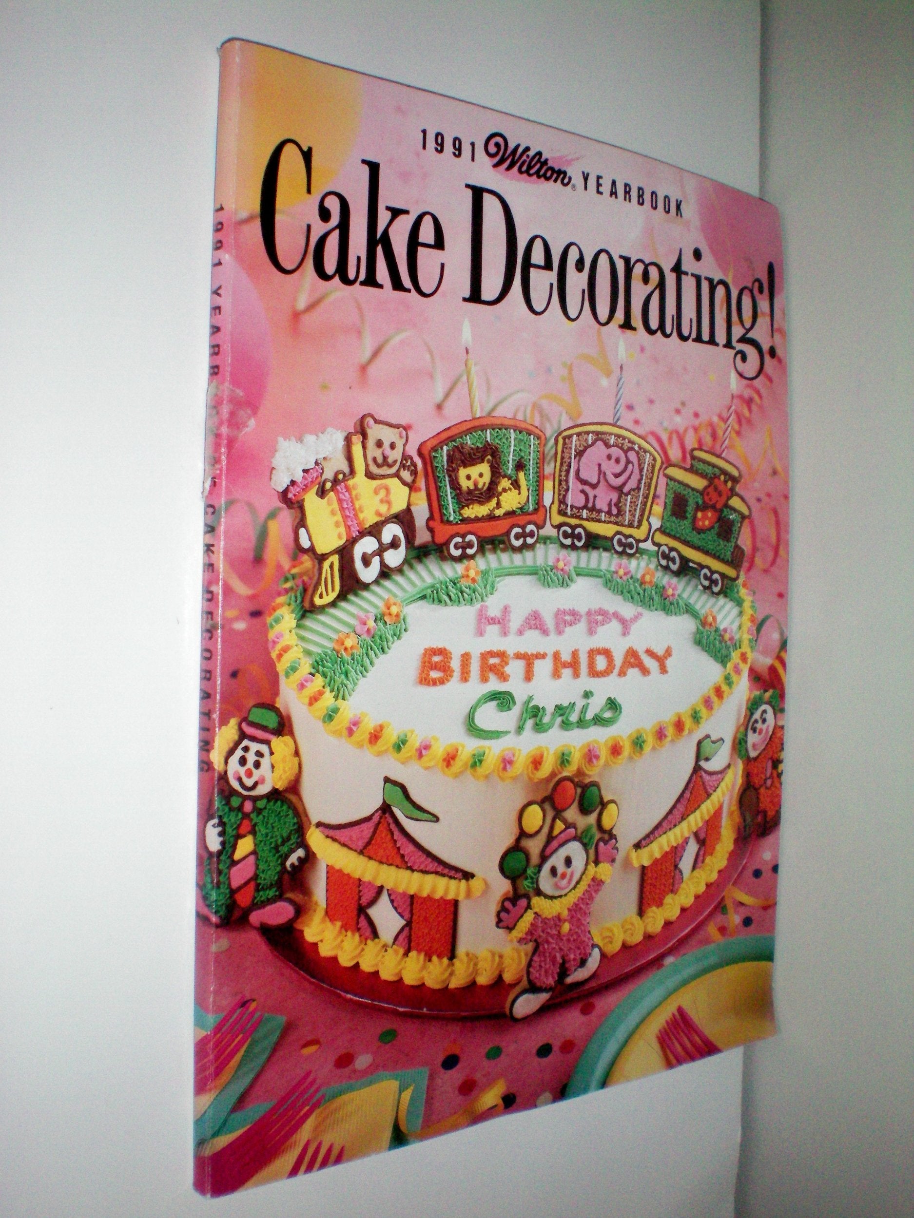 1991 Wilton Yearbook of Cake Decorating!