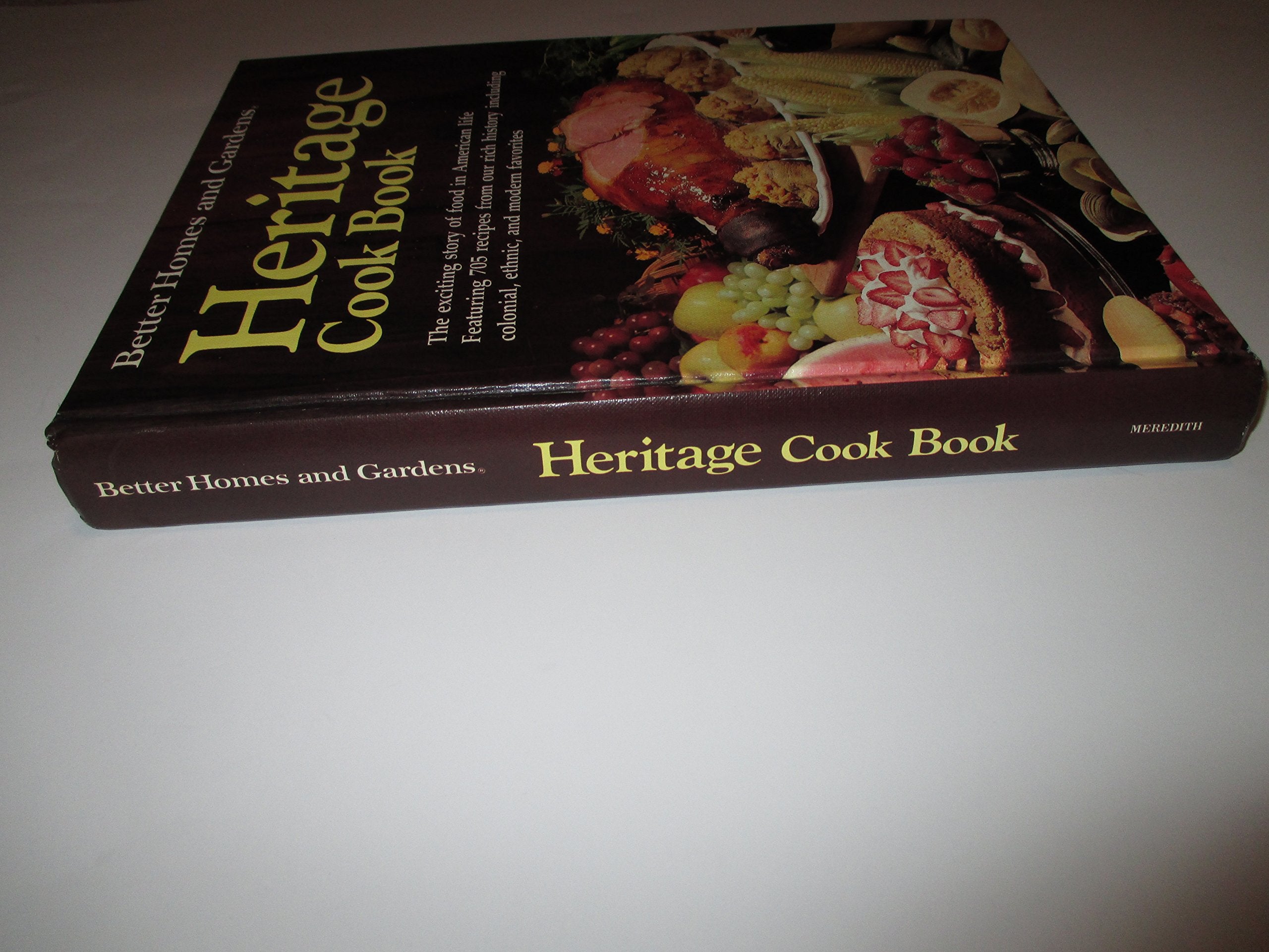 Better Homes and Gardens Heritage Cook Book