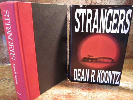 Strangers [Hardcover] Dean Koontz