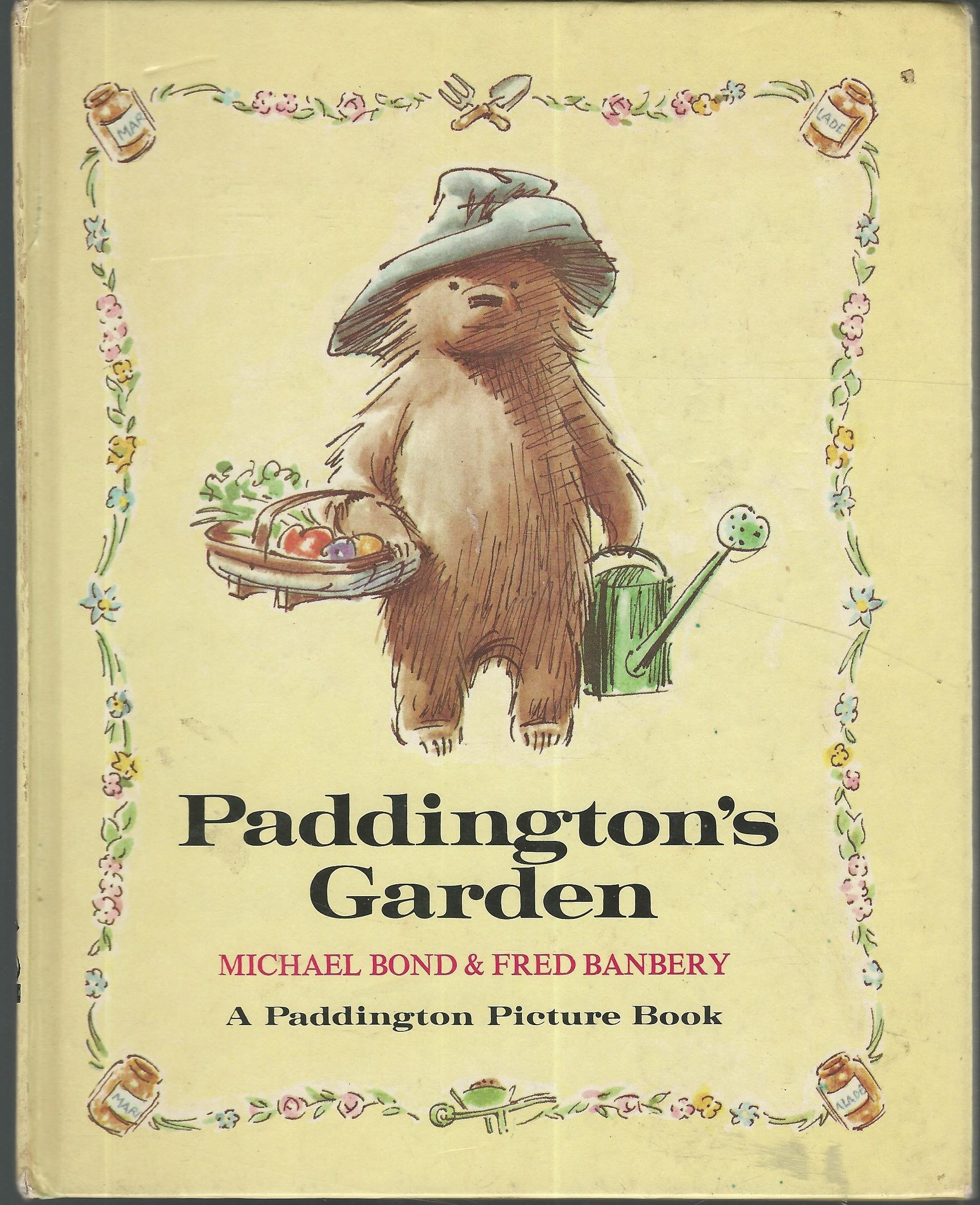 Paddington's Garden (A Paddington Picture Book)