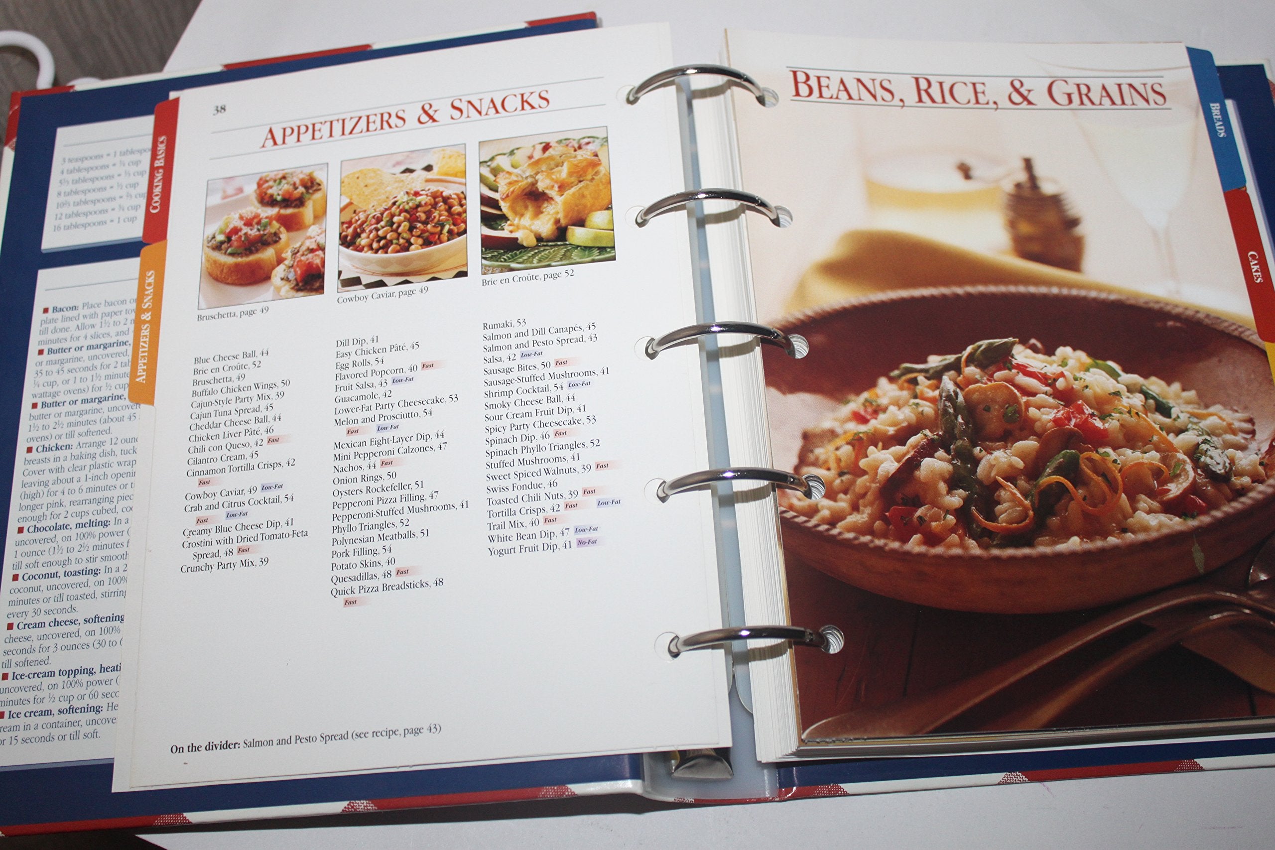 Better Homes and Gardens New Cook Book (Three Ring Binder Edition)