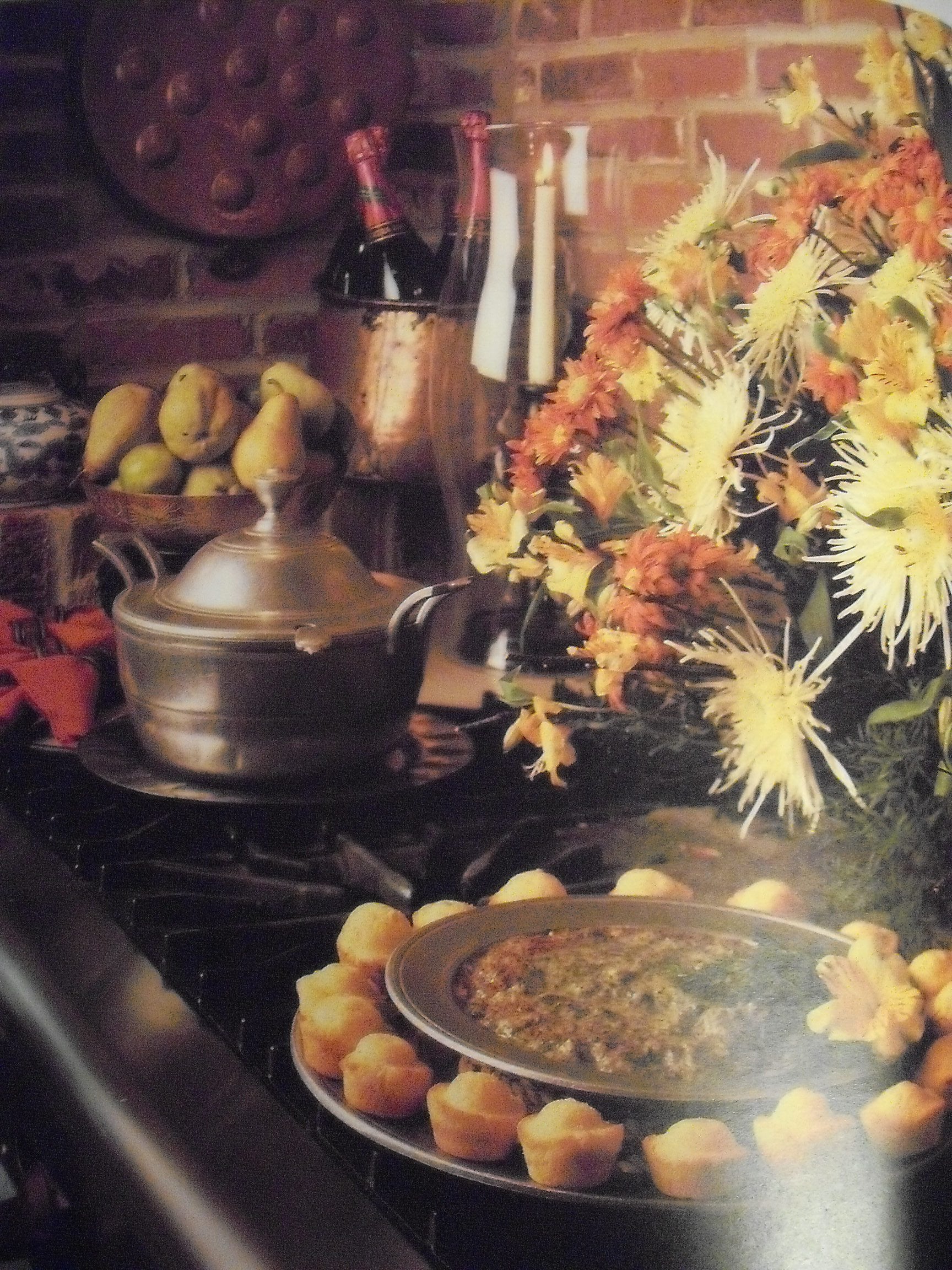 Celebrations on the Bayou: Invitations to Dine in Cotton Country Style