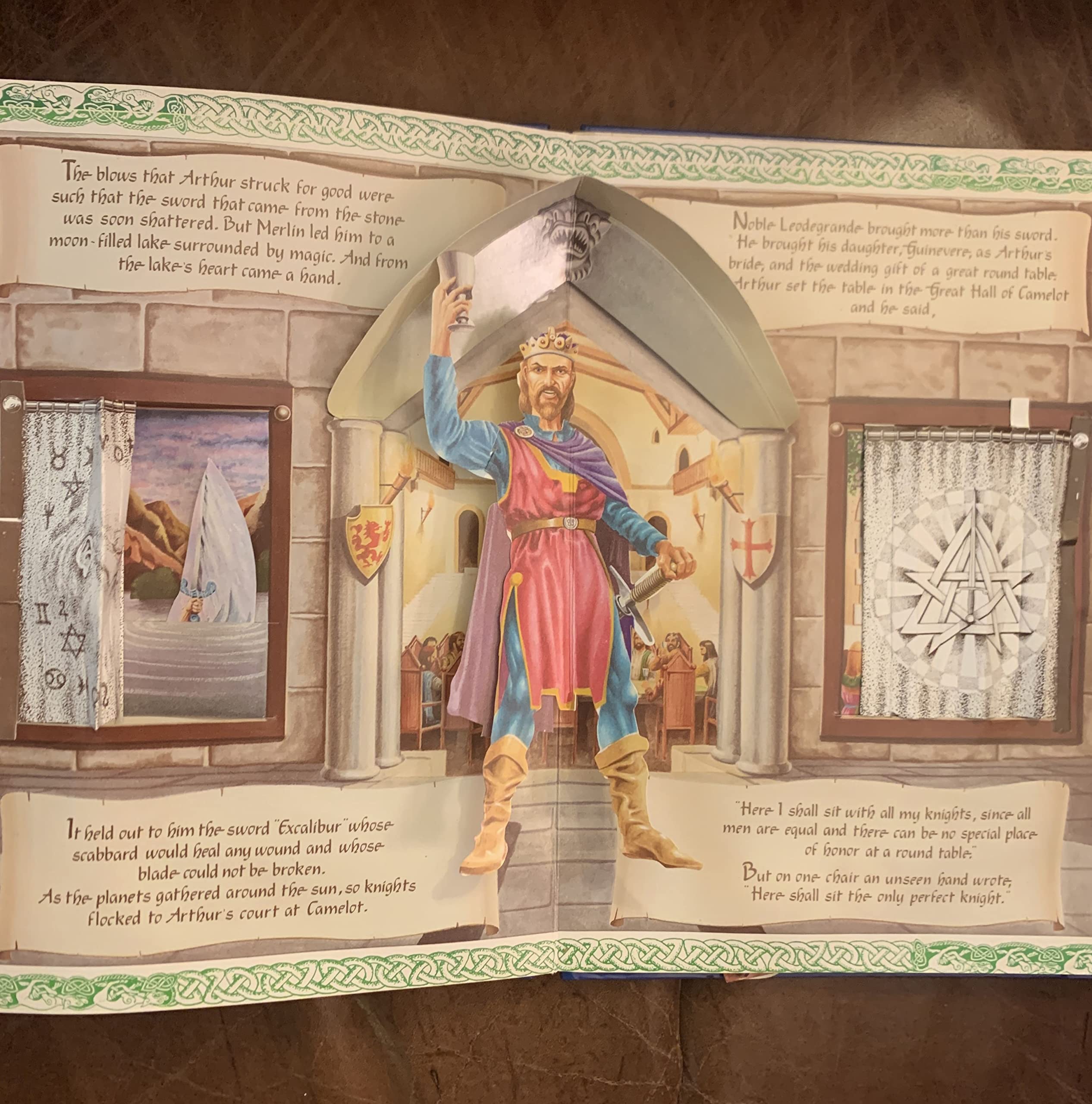 Legend Of King Arthur & The Ro (Pop-Up Book)