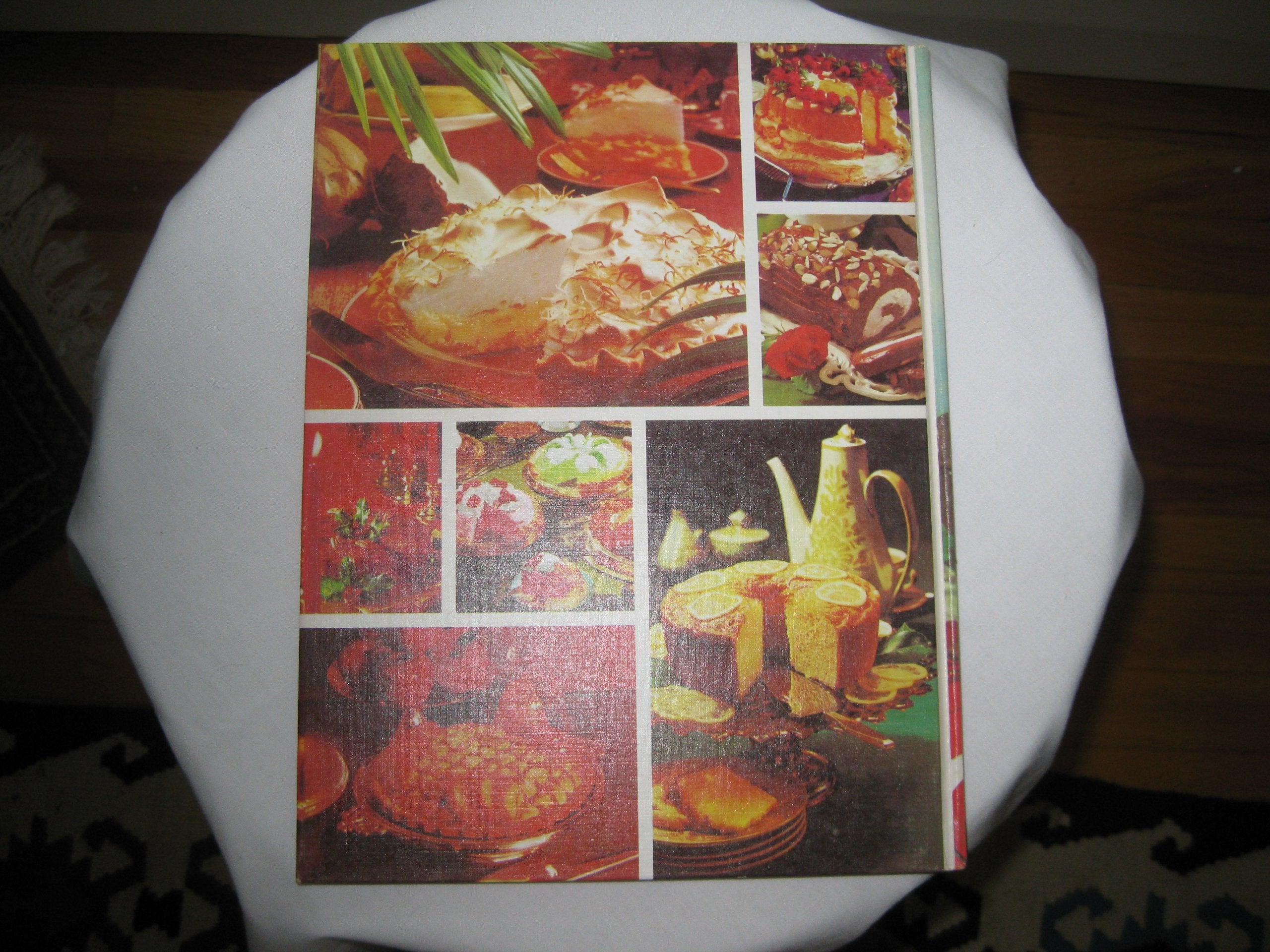 Better Homes and Gardens Pies and Cakes