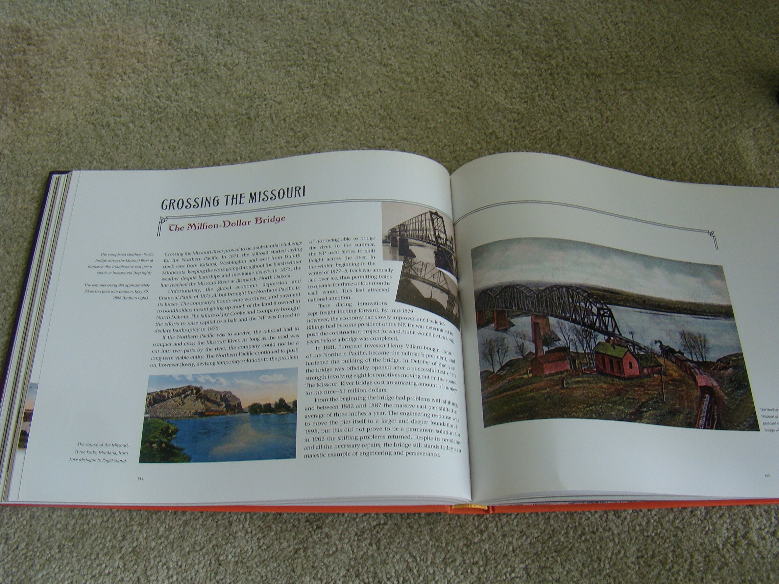 The Classic Western American Railroad Routes: With Mile by Mile Full Color Route Maps and Hundreds of Postcards, Contemporary Paintings and Ephemera